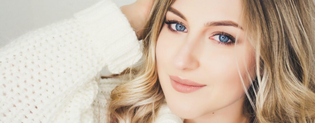 Why She Loves Shopping and Styling Valerie Elash Fj9YD KMYT8 Unsplash 1 1 1024x402