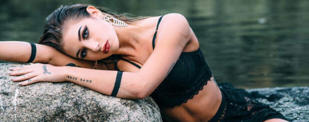 Forging a sense of self Fashion 1853507 192025202 1024x405