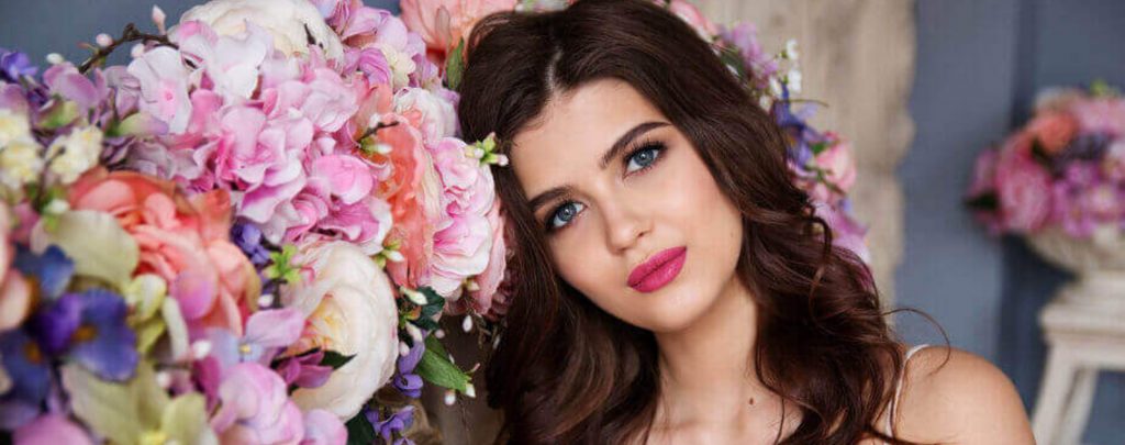 What Can Fashion Tell Us? Girl 1848947 128025202 1024x405